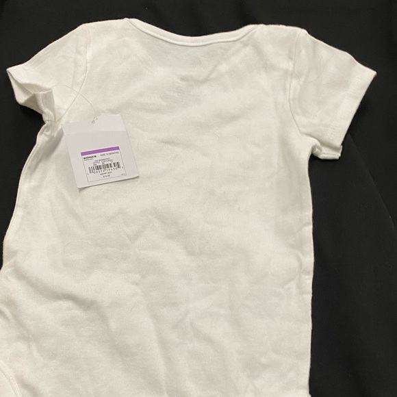 NWT “I’ll Always Love Mommy” Onesie - Picture 5 of 7